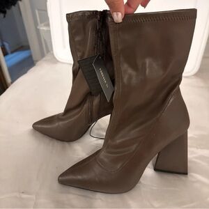 Forever 21 Brown Pointed-Toe Mid-Calf Block Heel Boots